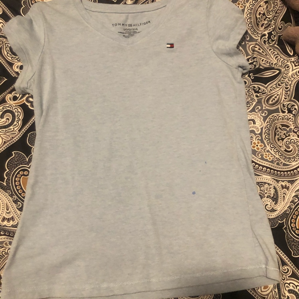 Tommy Hilfiger shirt v neck